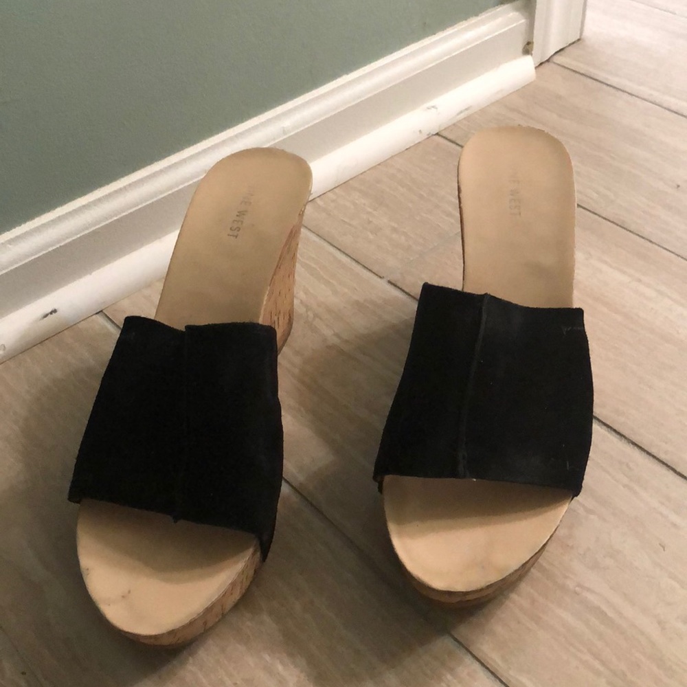 Nine West black suede wedge clogs